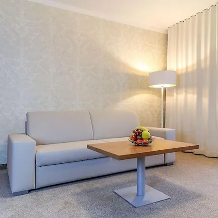 شقة Apartman Latte S Parkoviskom